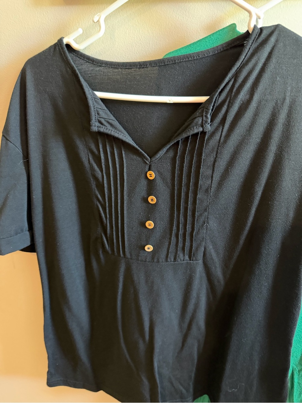 SHEIN Black Short-Sleeve Pleated Button Front Top